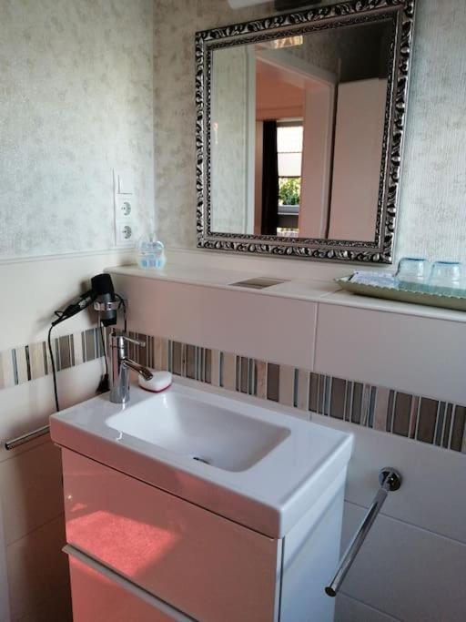 Ferienwohnung Hude Hude  Екстериор снимка